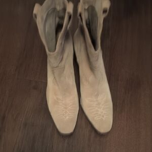 Zara Beige Ankle Booties